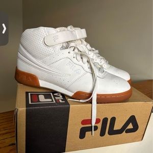 Was purchased about 10 years ago only worn a handful